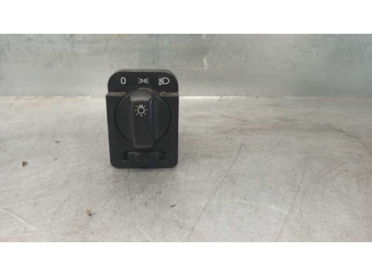 Recambio de mando luces salpicadero para opel astra f berlina 1.6 referencia OEM IAM 90481764  