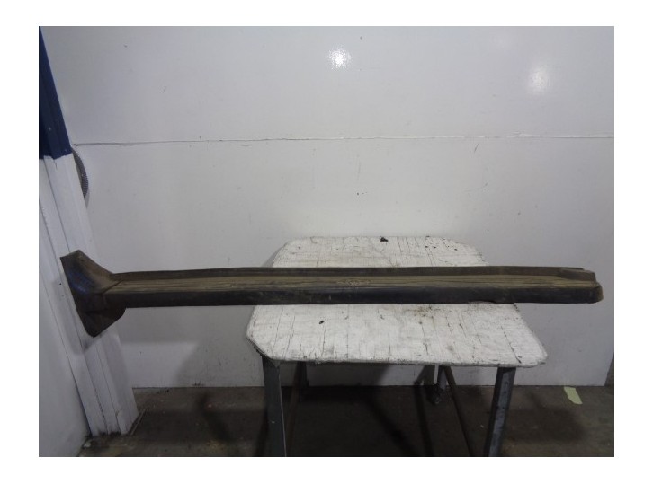 Replacement side skirt for Land Rover Discovery (LT) 2.5 Turbodiesel OEM IAM reference STC50228 LEFT 