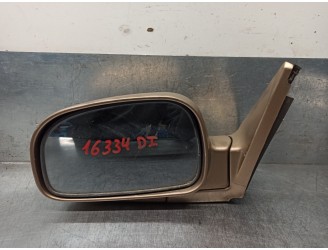 Replacement left wing mirror for Hyundai Santa Fe (SM) 2.4 CAT OEM IAM reference 8761026500 3 PINS 5 DOORS