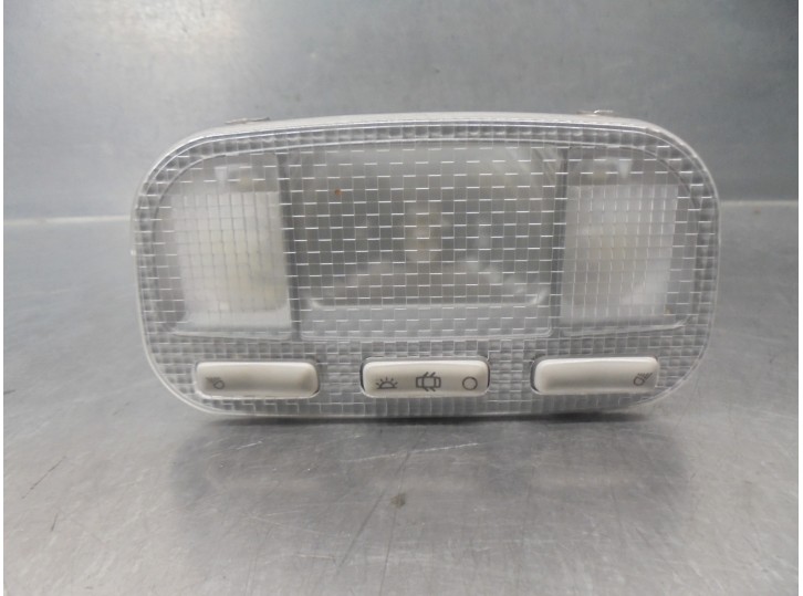 Recambio de luz interior para peugeot partner kombi 1.6 blue-hdi fap referencia OEM IAM 9680713880  