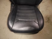 Recambio de asiento delantero derecho para hyundai i40 1.7 crdi cat referencia OEM IAM FUNDA PIEL NEGRA 4 PUERTAS