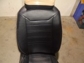 Recambio de asiento delantero derecho para hyundai i40 1.7 crdi cat referencia OEM IAM FUNDA PIEL NEGRA 4 PUERTAS
