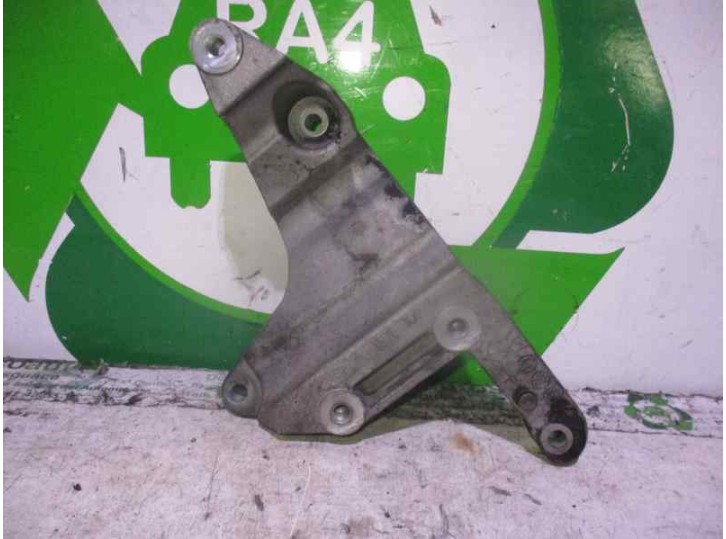 Recambio de soporte alternador para ford mondeo iii sedán (b4y) 2.5 v6 24v referencia OEM IAM 1S7E10239AA 