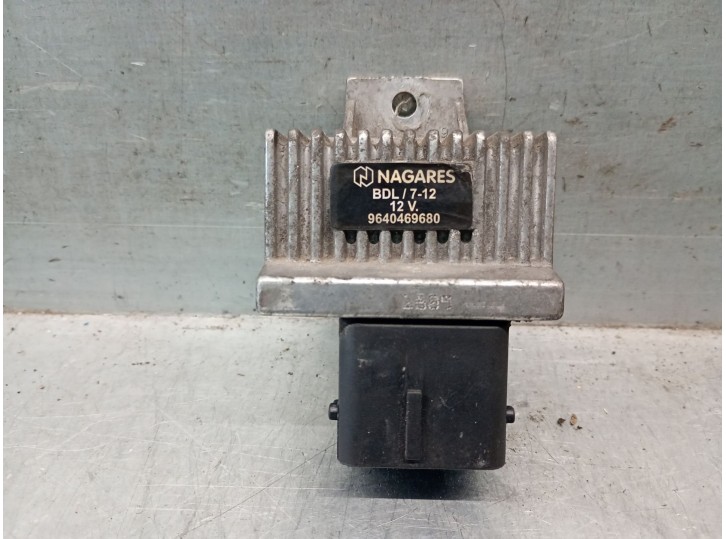 Recambio de caja precalentamiento para citroën xsara picasso (n68) 1.6 hdi referencia OEM IAM 9640469680  