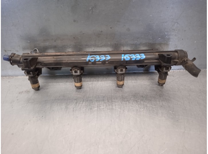 Recambio de rampa inyectora para seat ibiza (6l1) 1.4 16v referencia OEM IAM 036133320 SIEMENS