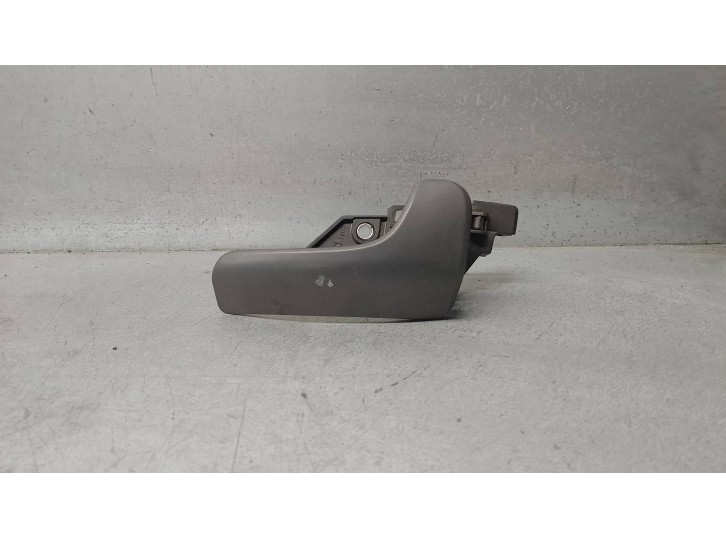 Replacement front right interior door handle for Peugeot Boxer closed box van with raised roof (bat.4035)(335/440)(2007 => 2.2 H
