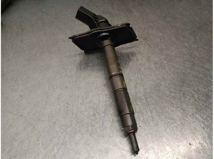 Replacement injector for Audi A6 saloon (4F2) 3.0 V6 24V TDI OEM IAM reference 059130277Q 