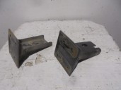 Recambio de refuerzo paragolpes delantero para ssangyong musso 2.9 d referencia OEM IAM CESTA 14B