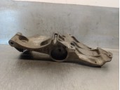 Recambio de soporte alternador para renault megane grand tour 1.5 referencia OEM IAM 8200425034  