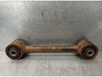 Recambio de brazo suspension superior trasero derecho para ssangyong musso 2.9 d referencia OEM IAM 4540105000  