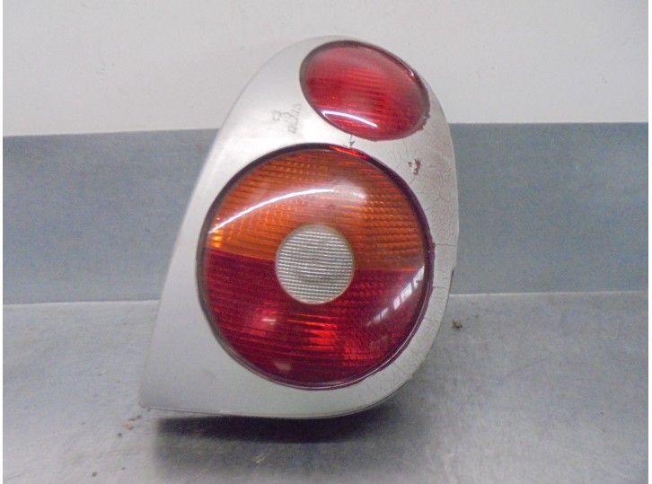 Recambio de piloto trasero izquierdo para renault megane i coupe fase 2 (da..) 1.6 referencia OEM IAM 7700830097 