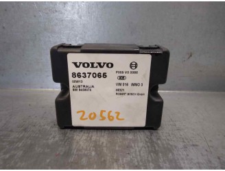 Recambio de modulo electronico para volvo s70 berlina 2.5 20v cat referencia OEM IAM 8637065 F005V00066 BOSCH