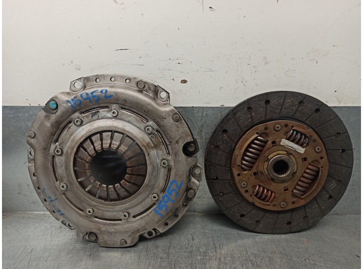 Recambio de kit embrague para ssangyong musso 2.9 d referencia OEM IAM 3010005001  