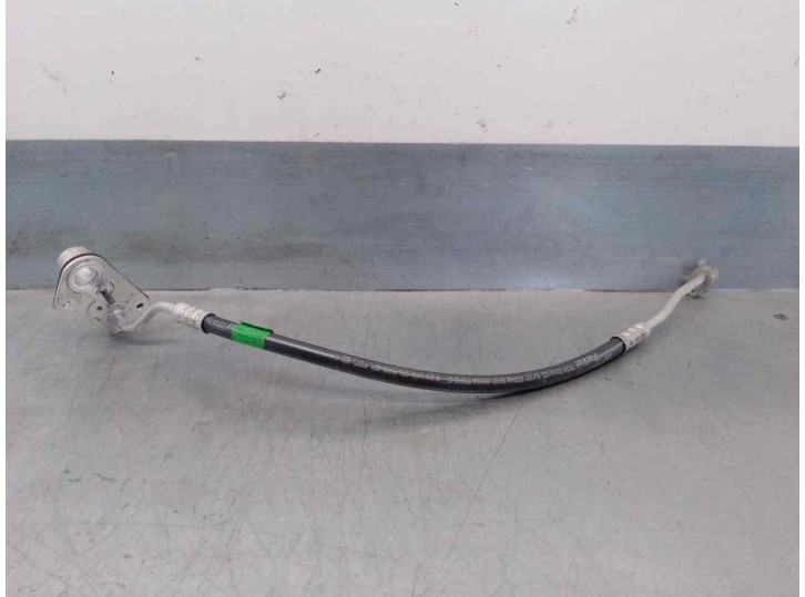 Recambio de tubos aire acondicionado para ssangyong rodius 2.7 turbodiesel cat referencia OEM IAM 6864021061  