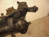 Recambio de puente delantero para hyundai i40 cab bluedrive referencia OEM IAM 624013Z850 CUNA MOTOR SUELO BURRA30 FILA 6