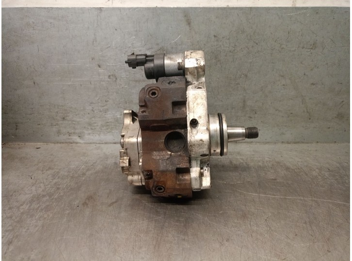 Recambio de bomba inyeccion para nissan primastar autobús (x83) dci 140 referencia OEM IAM 8200586851 1670000QAN 0445010033 BOSC