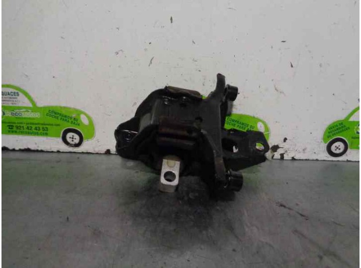 Recambio de soporte motor izquierdo para skoda fabia (5j2 ) 1.2 referencia OEM IAM 6Q0199655 