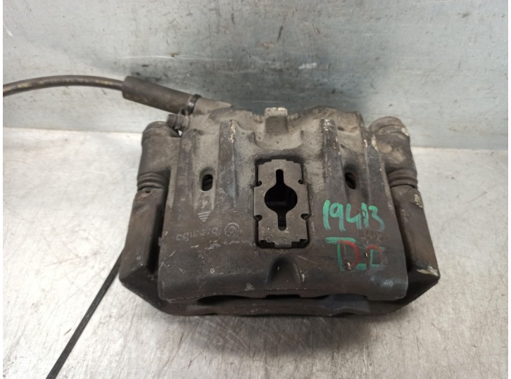 Recambio de pinza freno delantera derecha para renault mascott 3.0 diesel referencia OEM IAM 5001874363 BREMBO
