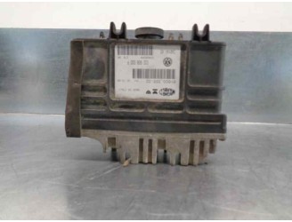 Recambio de centralita motor uce para volkswagen polo berlina (6n1) 1.6 referencia OEM IAM 032906030P 6160035502 MAGNETI MARELLI