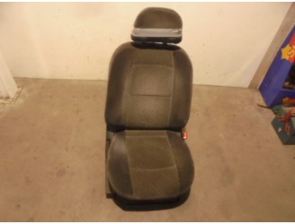 Recambio de asiento delantero derecho para hyundai santa fe (sm) 2.4 gls referencia OEM IAM 8840126000 8840126000 