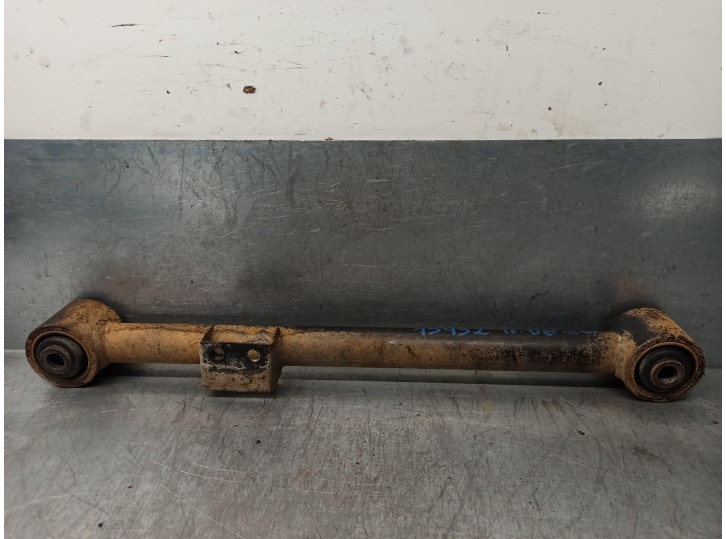 Recambio de brazo suspension inferior trasero derecho para ssangyong musso 2.9 d referencia OEM IAM 4550105100  