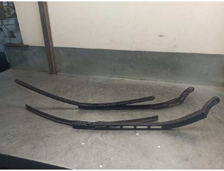 Replacement front right wiper arm for seat altea (5p1) 2.0 tdi OEM IAM reference 5P0955410 