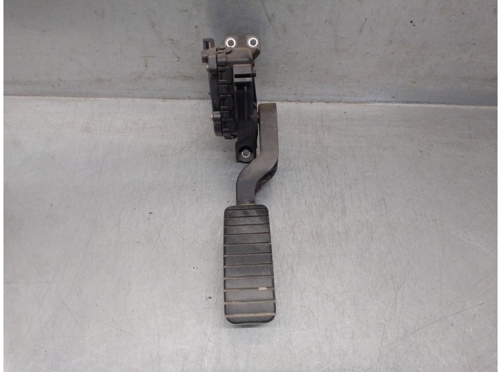 Recambio de potenciometro pedal para renault laguna ii (bg0) 2.2 dci turbodiesel referencia OEM IAM 8200002904 6PV00811900 HELLA