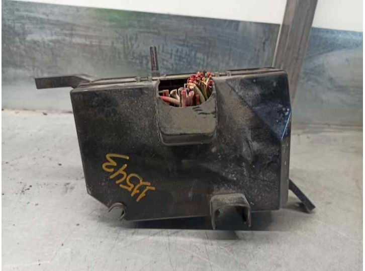 Recambio de caja reles / fusibles para hyundai tucson (jm) 2.0 crdi cat referencia OEM IAM 912102E000 