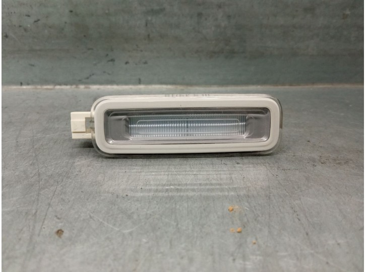 Recambio de luz interior para audi a6 c8 (4a2) 35 tdi mild hybrid referencia OEM IAM 4M0947105  