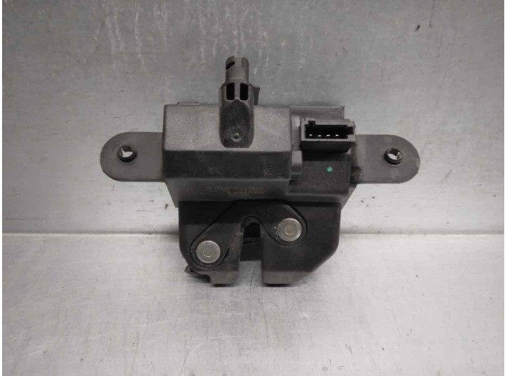 Recambio de cerradura maletero / porton para fiat tipo ii (357) fam easy referencia OEM IAM 51868085 4 PINES 4 PUERTAS