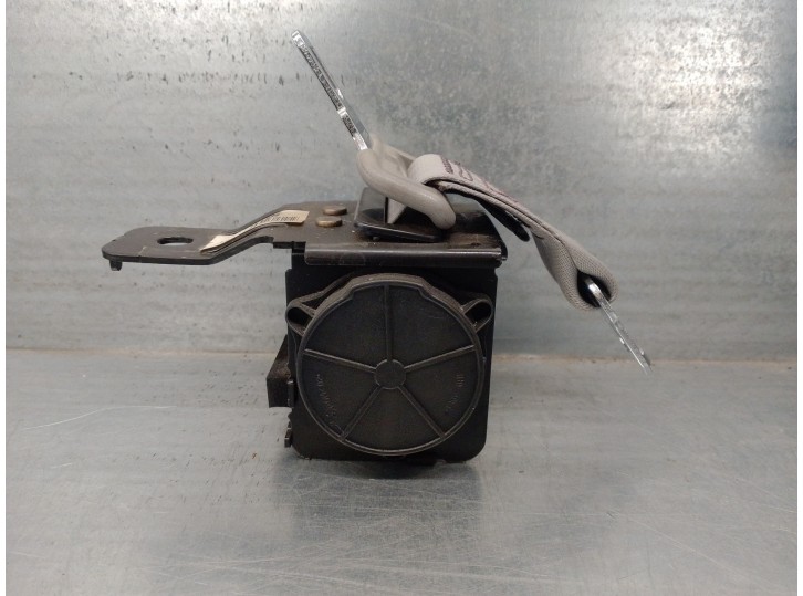 Recambio de cinturon seguridad trasero central para kia magentis 2.0 crdi referencia OEM IAM 898502G200 4 PUERTAS