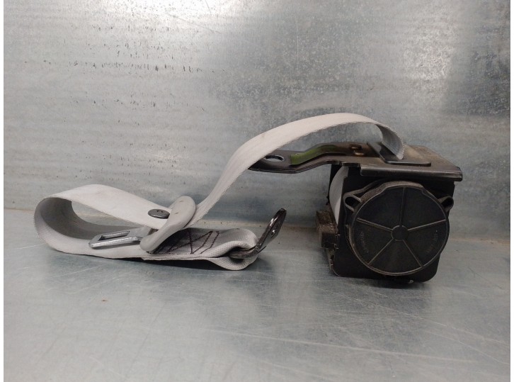 Recambio de cinturon seguridad trasero izquierdo para kia magentis 2.0 crdi referencia OEM IAM 898102G200  4 PUERTAS