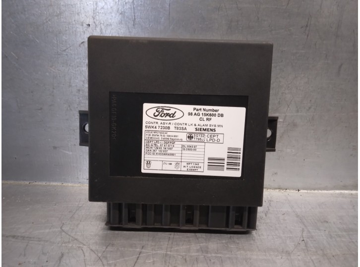Recambio de centralita cierre para ford focus berlina (cak) ambiente referencia OEM IAM 98AG15K600DB SIEMENS SIEMENS