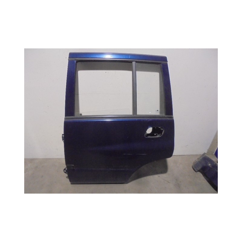 Recambio de puerta trasera izquierda para ssangyong musso 2.9 d referencia OEM IAM 6300105101 AZUL 5 PUERTAS