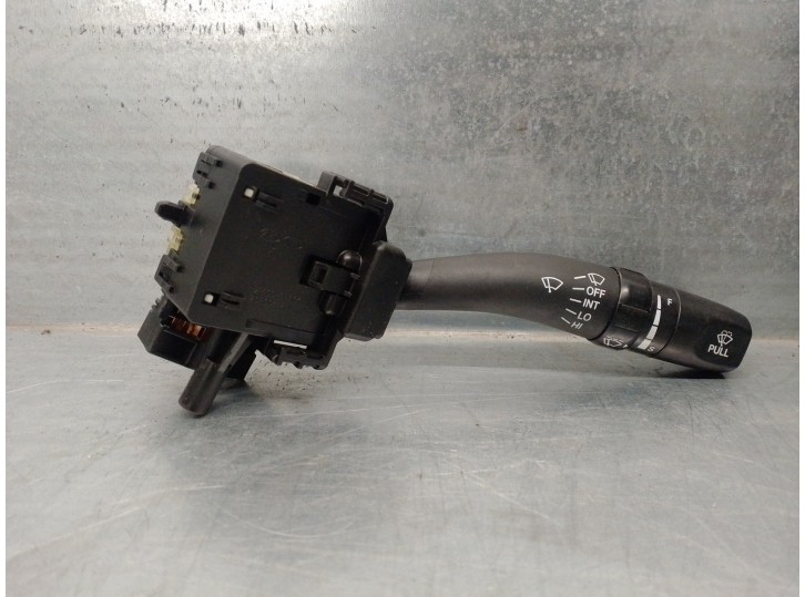 Recambio de mando limpia para kia magentis 2.0 crdi referencia OEM IAM 202004726  