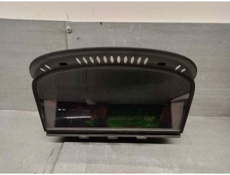Replacement multifunction display for BMW 5 Series sedan (E60) 530d OEM IAM reference 65829141809 65829145105 