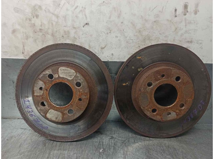 Replacement front brake disc for Fiat Brava (182) 1.9 Turbodiesel OEM IAM reference 