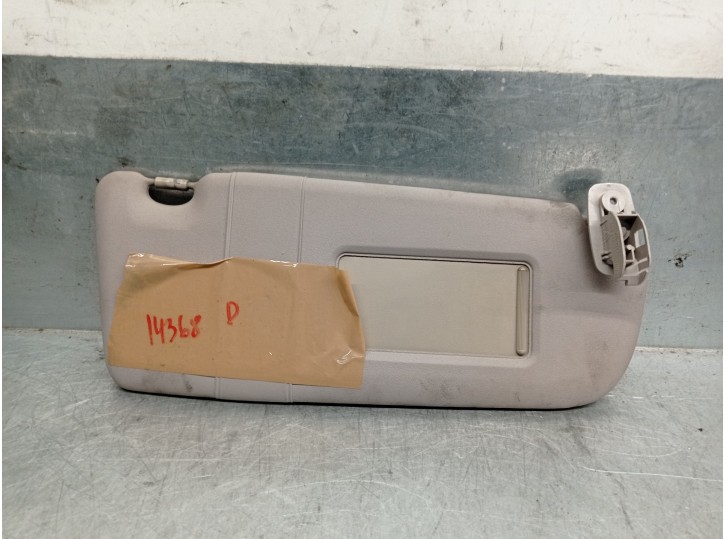 Recambio de parasol derecho para audi a4 berlina (b5) 1.9 tdi referencia OEM IAM 8D0857552 