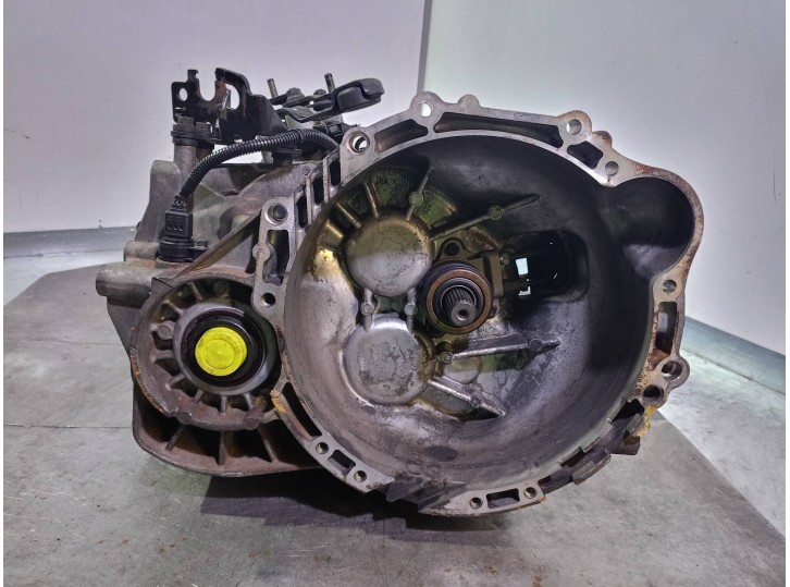 Recambio de caja cambios para kia magentis 2.0 crdi referencia OEM IAM S605TC 002825 4300039841