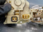 Recambio de cerradura puerta delantera derecha para honda accord berlina (cg7-9/ch1-7) 1.8 16v cat referencia OEM IAM 72152S1AG1