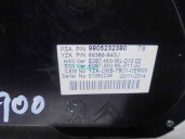 Recambio de cuadro instrumentos para peugeot 5008 1.6 blue-hdi fap referencia OEM IAM 9805232380  