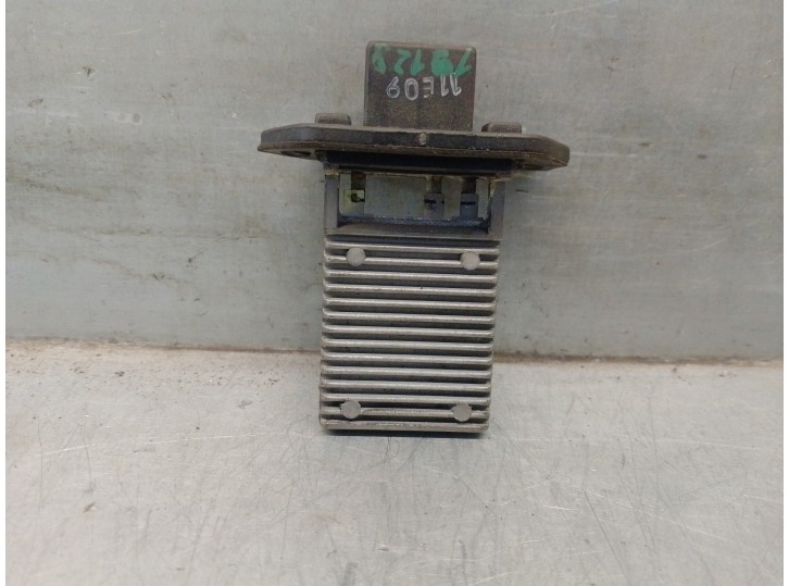 Recambio de resistencia calefaccion para ssangyong rodius 2.7 turbodiesel cat referencia OEM IAM 6814021030  