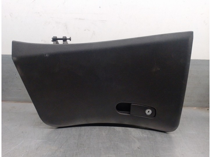 Recambio de guantera para kia magentis 2.0 crdi referencia OEM IAM 845102G451VA 