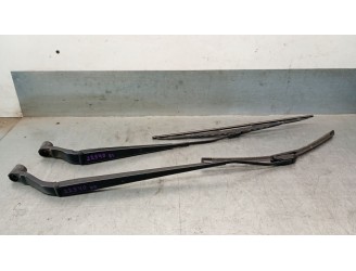 Recambio de brazo limpia delantero derecho para nissan x-trail iii (t32_, t32r, t32rr) 1.6 dci all mode 4x4-i (nt32) referencia 