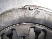 Recambio de kit embrague para volkswagen polo berlina (6n2) 1.4 16v referencia OEM IAM 751226 684716R VALEO