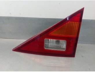 Recambio de piloto trasero derecho para ssangyong rodius 2.7 turbodiesel cat referencia OEM IAM 8360121411 DE PORTON 5 PUERTAS