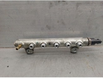 Recambio de rampa inyectora para renault laguna ii (bg0/1_) 2.2 dci (bg0f) referencia OEM IAM 8200148037 8200148037 0445214042 B