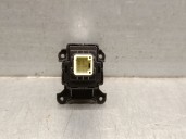 Replacement hazard warning switch for Hyundai i30 (PDE, PD, PDEN) 2.0 N OEM IAM reference 93730G4AA0 
