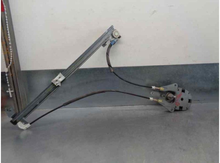 Recambio de elevalunas trasero izquierdo para peugeot 806 1.9 turbodiesel cat referencia OEM IAM MANUAL 5 PUERTAS