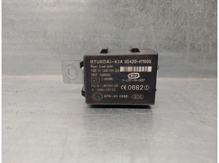 Recambio de centralita inmovilizador para kia magentis 2.0 crdi referencia OEM IAM 95420H1000 F005V00300 